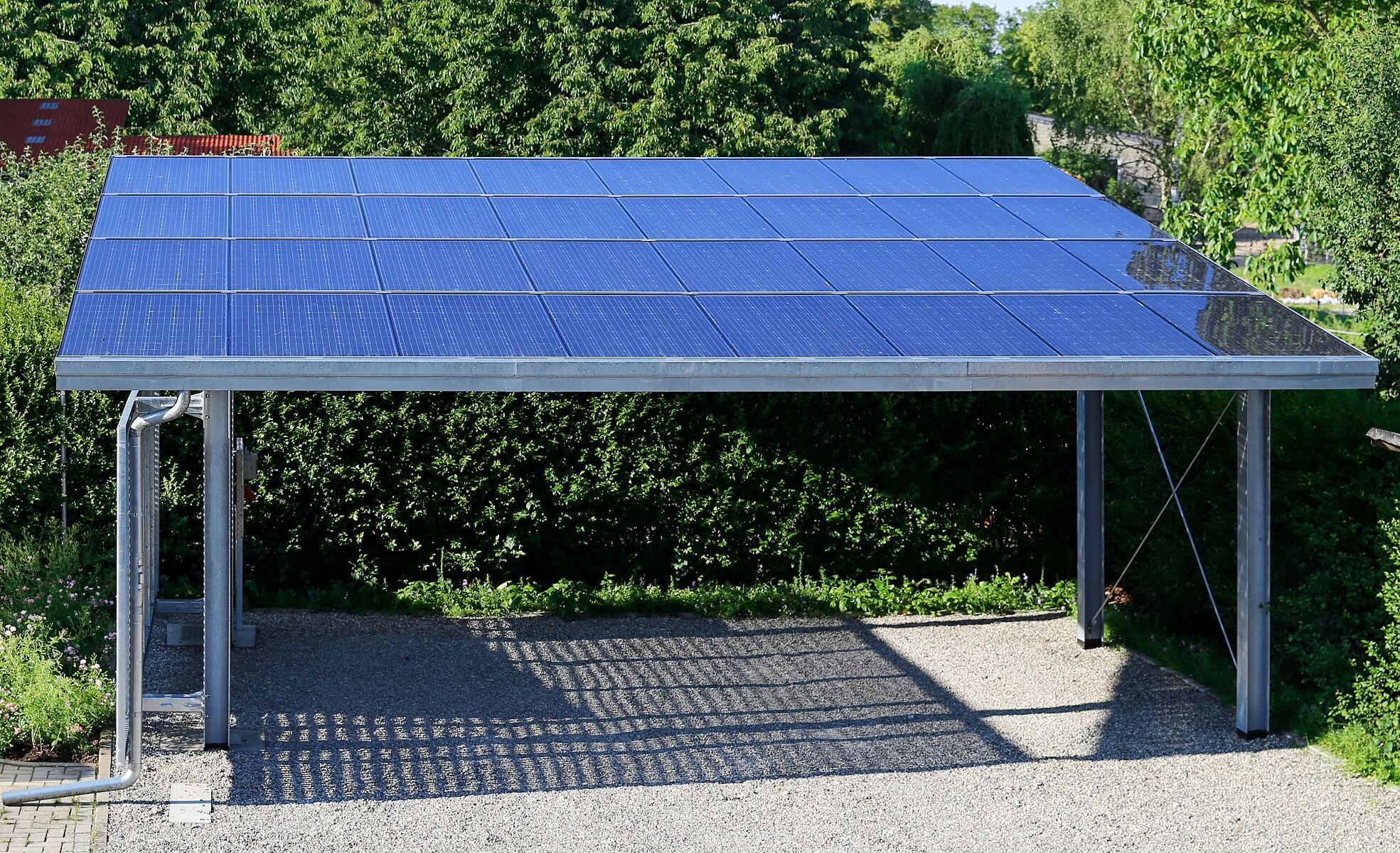 Carport solaire - Pc Rénovation (01)
